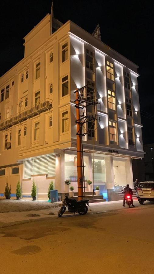 فندق Jesta Residency حسن المظهر الخارجي الصورة